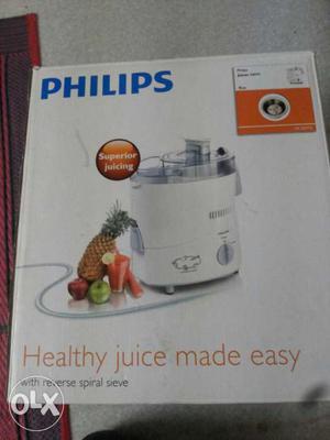 White Philips Juice Extractor Box