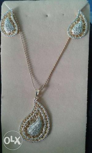 Gold And Silver Paisley Pendant Necklace With Earrings Set