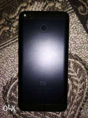 Mi 4 ram 3 GB Rom 32 GB only 2 month old With