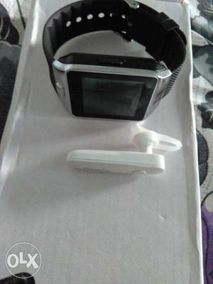 Mi mobile watch with samsung bluetooth in very
