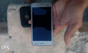 Samsung Galaxy j2 in good condition just 15 days