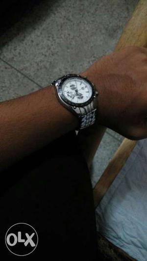 Silver curren digital watch in good condition
