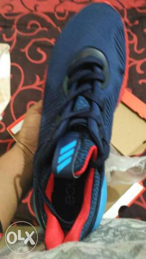 Adidas shoes alphabounce new condition not even