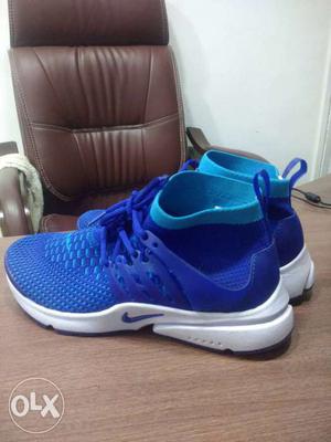 Blue Nike High-top Basketball Shoes