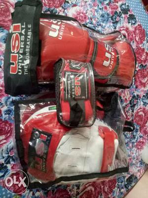 Boxing gloves,boxing pad and hand wrap unused