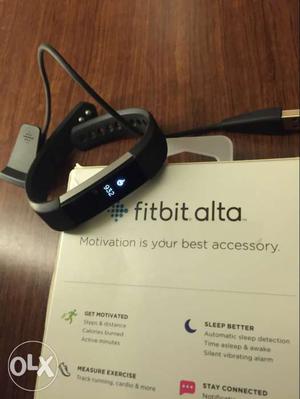 Fitbit ALTA large size one year old perfectly
