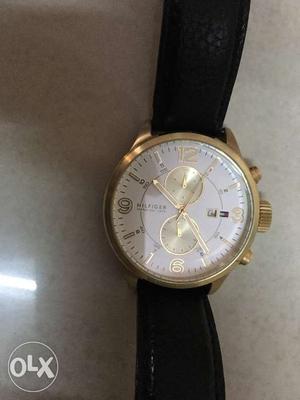 Original Tommy Hilfiger watch with bill and box and very
