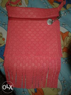 Purse for rs 100