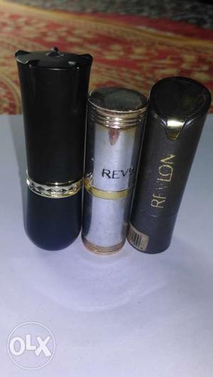 Set of 3 revlon Lipsticks, hardly used, in 3