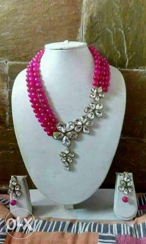 Women's Silver And Pink Beaded Floral Collar Necklace And