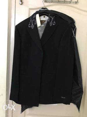 Black Sash-lapel Suit Jacket