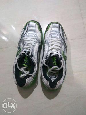 Kukkabura pro  full spike cricket shoe with box, Not