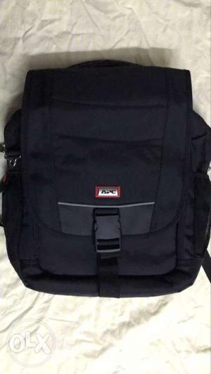 New laptop bag, Black color with user friendly