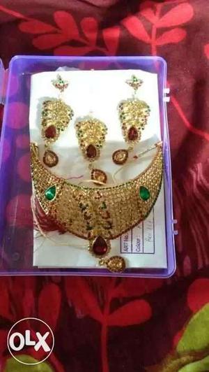 New nackless +ear ring+bindi only 400rs. shop to be started.