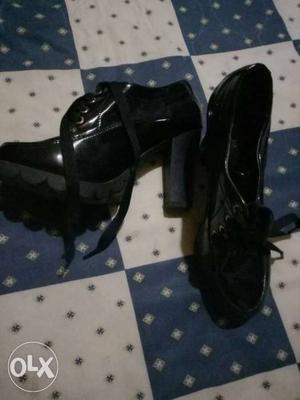Pair Of Black Leather Chunky Heel Shoes