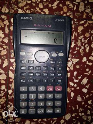 Scientific calculator casio fx 82ms worth rs 400