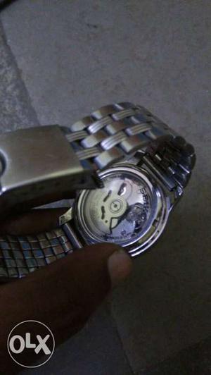 Soudi Arabia branded SEIKO watch interested