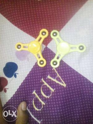 Tw Oyellow And Green Fidget Spinners