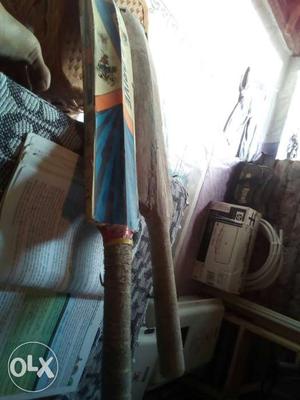 Two casmir willow dues bat, good stoke, with a