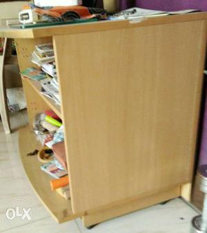 2 book stand and 1 t v stand