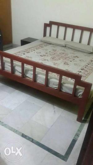 A lovely king size bed (6×7) made of teak wood
