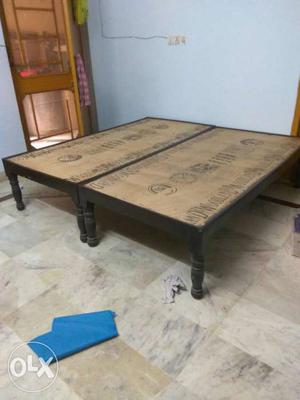 Brand new double bed without box not used.you can