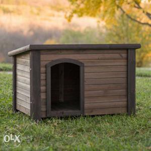 Brown Wooden Pallet Dog House