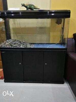 Camry Fish Tank mint condition 4ft x 1.5ft Market Price 40K