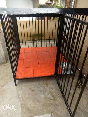 Dog cage for sale only 3months used big space and
