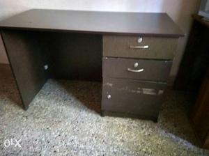 Gray Wooden Single-pedestal Desk