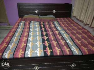 King size.With mattresses.brown color.Shiny polished.With