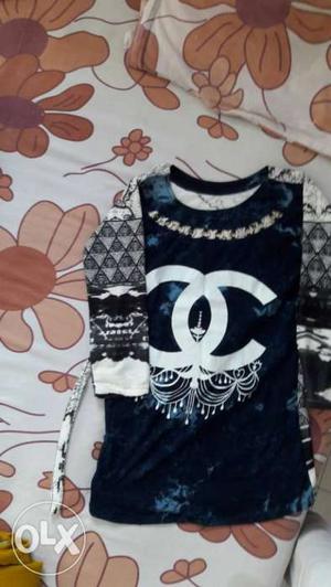 Black And White Chanel Printed Crew-neck Top