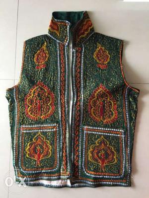 Gents' sleeveless koti for navratri. Its suitable