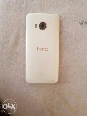HTC ONE ME with Superior Camera