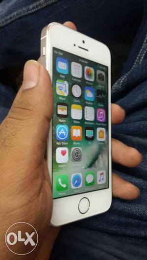 IPhone 5s, 32gb nd 64gb available fix price
