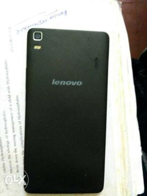 Lenovo 4g mobile..good condition..no charger.screen just a