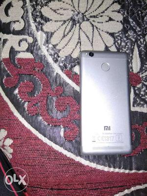 Mi 3s prime new 1 month old..Fresh silver color