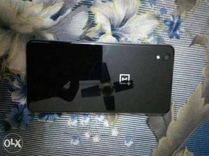 Oneplus X neat condition only mobile and charger