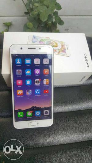 Oppo f1s very neat good condition scratchless