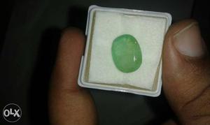 Real russian emerald weight-5.35 shape-oval free