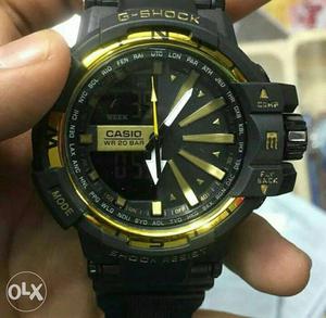 Round Black And Gold-color Casio G-shock Sport Watch