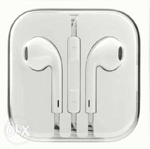 Sealed pack Important apple ear phone.white