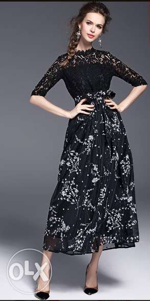 Women's Black And White Floral Elbow-sleeved Long Dress