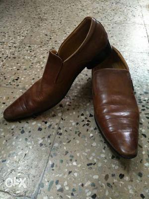 Women's Pair Of Brown Leather Slip-on Shoes