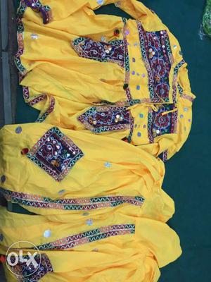 Women's Yellow And Maroon Long Sleeve Dress