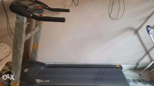 Health Line company Treadmill For Sale for  INR