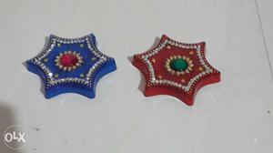Blue and red colour querry. for haldi kumkum