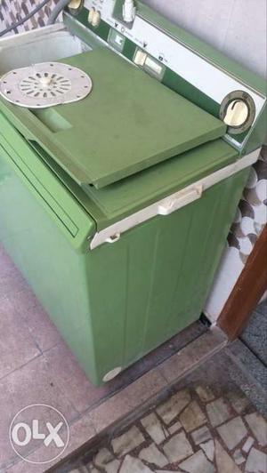 Green Twin Tub Washing Machine