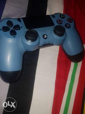 Ps4 controller, limited edition one. Good