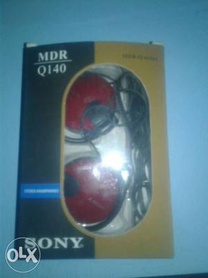 Sony MDR Q140 Headphones In Package